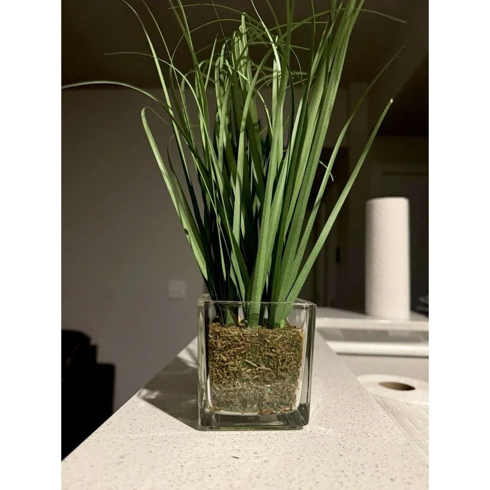 Faux grass Plant glass vase stands Ideal for table tops or display counter 15”H